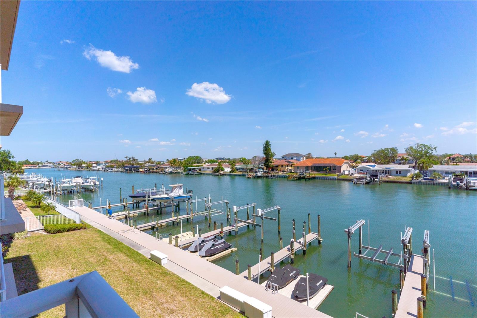 223 ISLAND WAY #3F, CLEARWATER, FL, 33767
