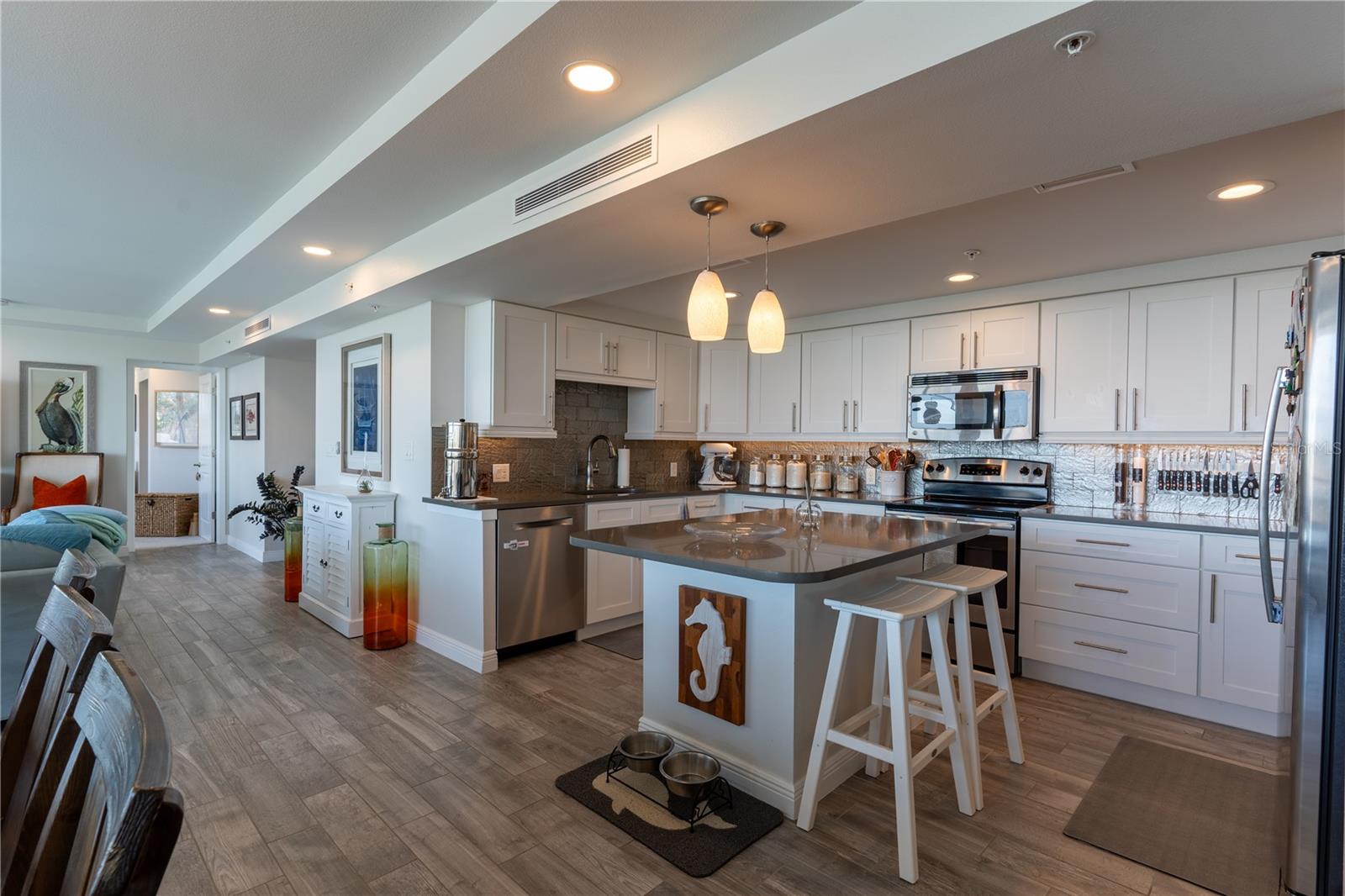 223 ISLAND WAY #3F, CLEARWATER, FL, 33767