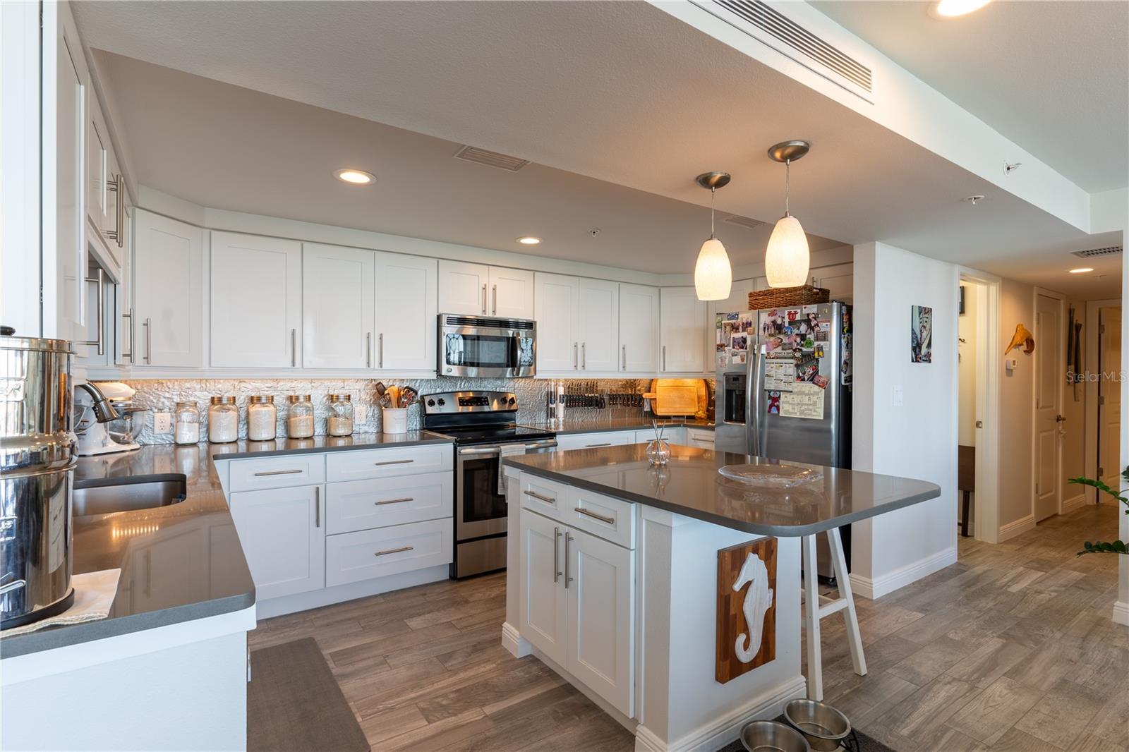 223 ISLAND WAY #3F, CLEARWATER, FL, 33767