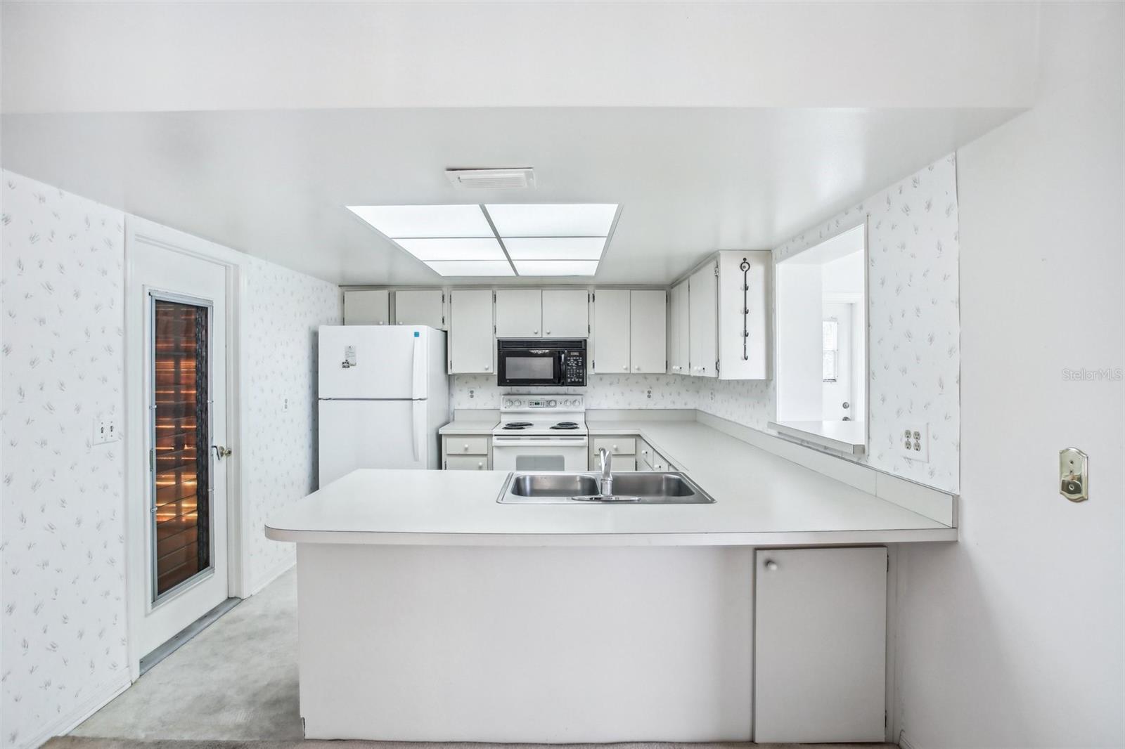 1218 HADDINGTON CIR, SUN CITY CENTER, FL, 33573