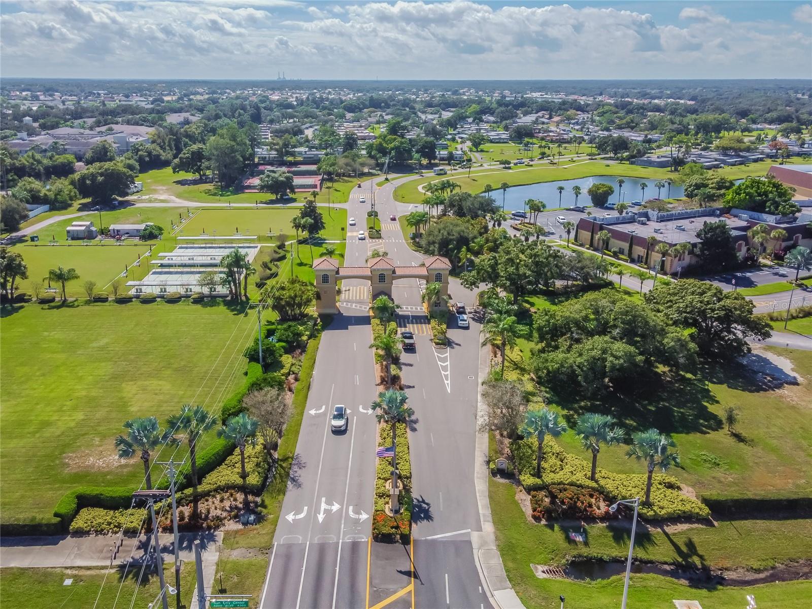 1218 HADDINGTON CIR, SUN CITY CENTER, FL, 33573