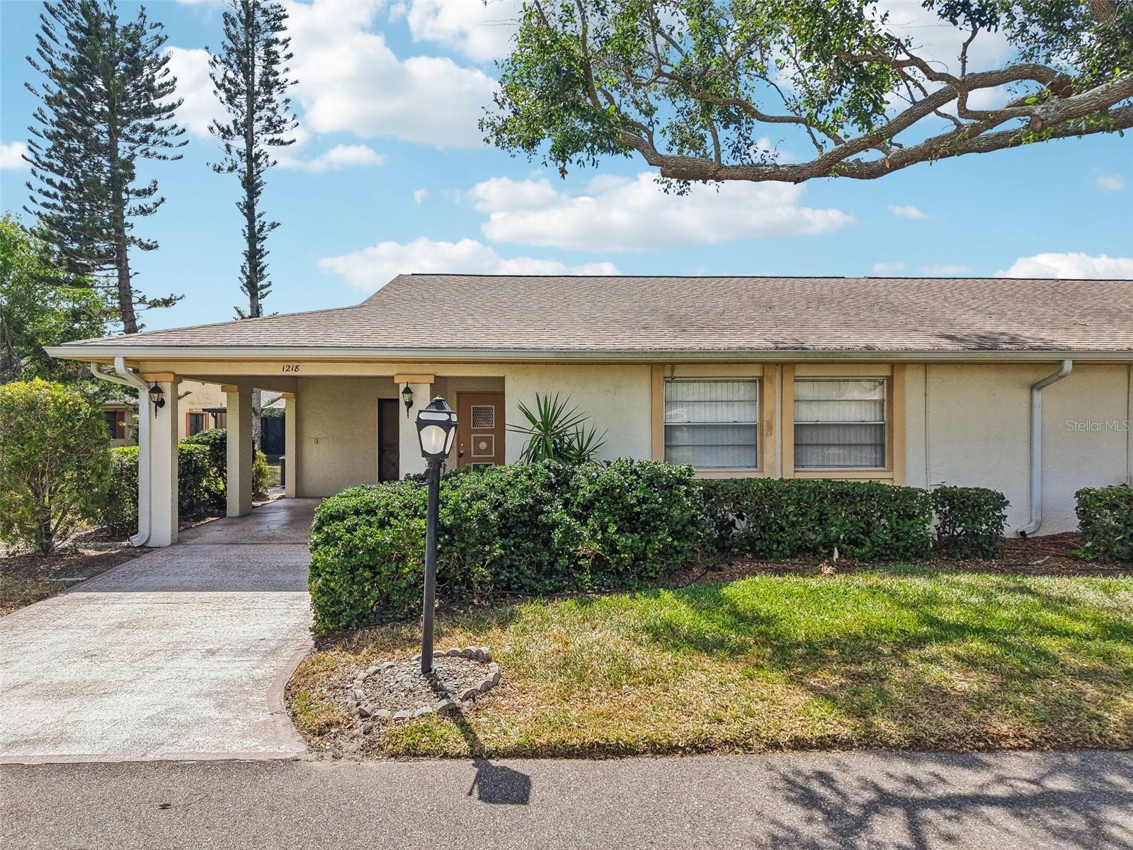 1218 HADDINGTON CIR, SUN CITY CENTER, FL, 33573