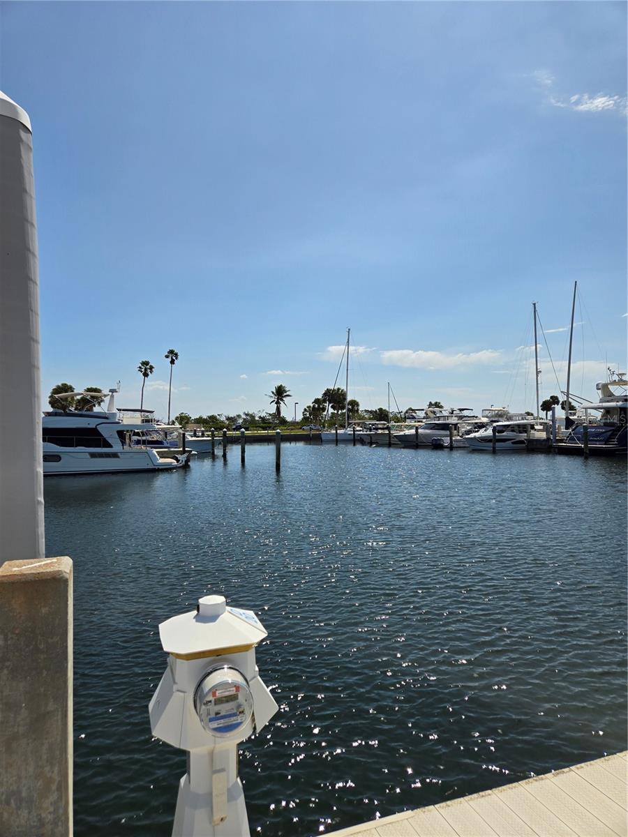 2800 HARBOURSIDE DRIVE DR #D-19 D-20, LONGBOAT KEY, FL, 34228