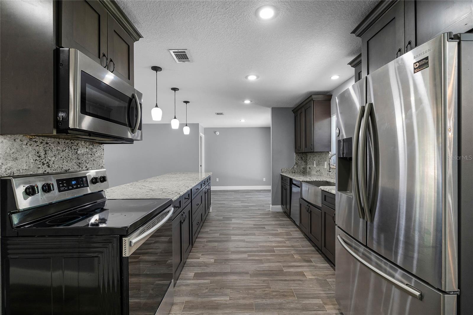 607 WAVECREST DR, ORLANDO, FL, 32807