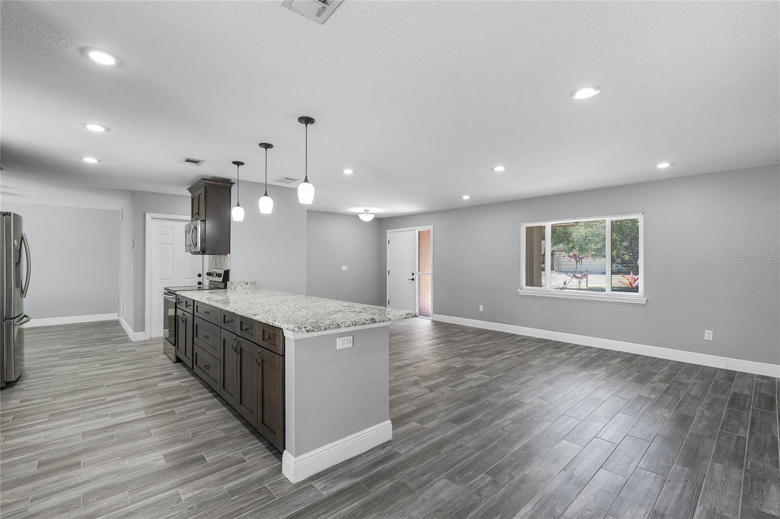 607 WAVECREST DR, ORLANDO, FL, 32807