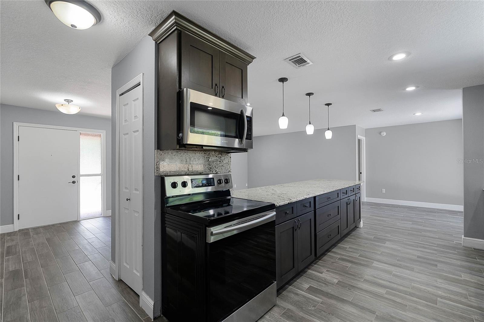 607 WAVECREST DR, ORLANDO, FL, 32807