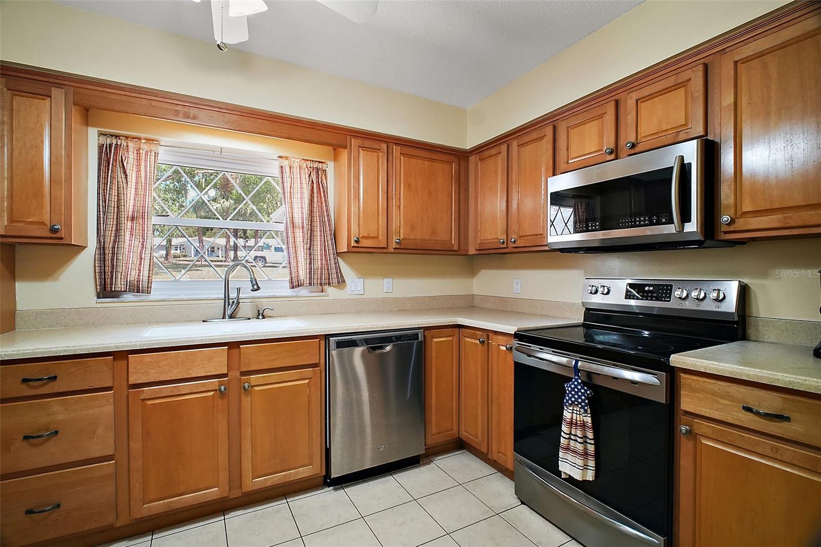 5331 MAGNOLIA RIDGE RD, FRUITLAND PARK, FL, 34731