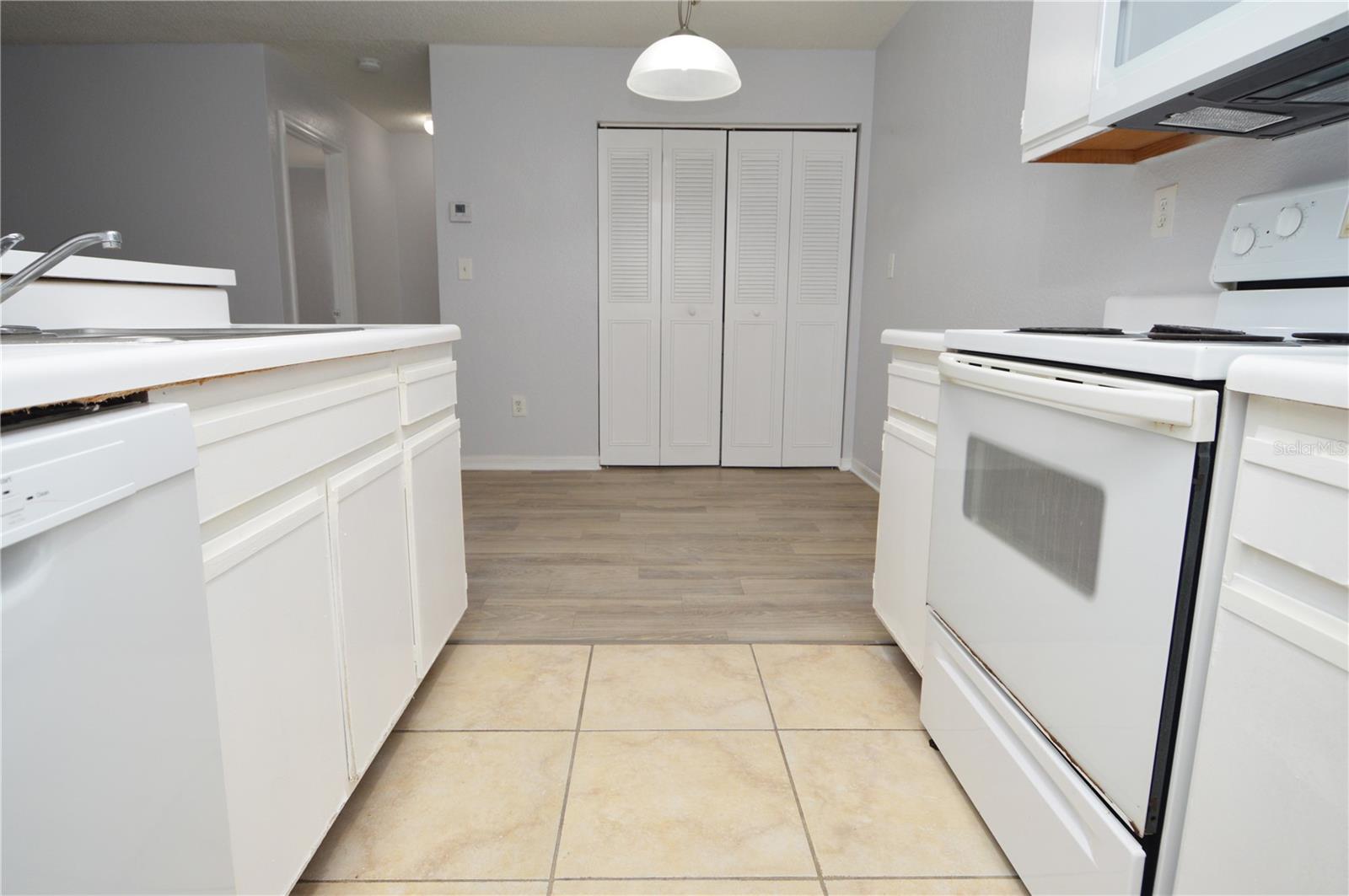 10265 GANDY BLVD N #705, ST PETERSBURG, FL, 33702