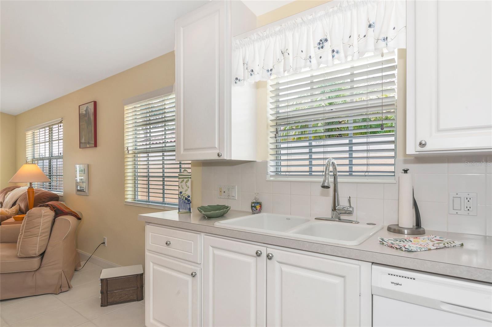 7606 CAMMINARE DR, SARASOTA, FL, 34238