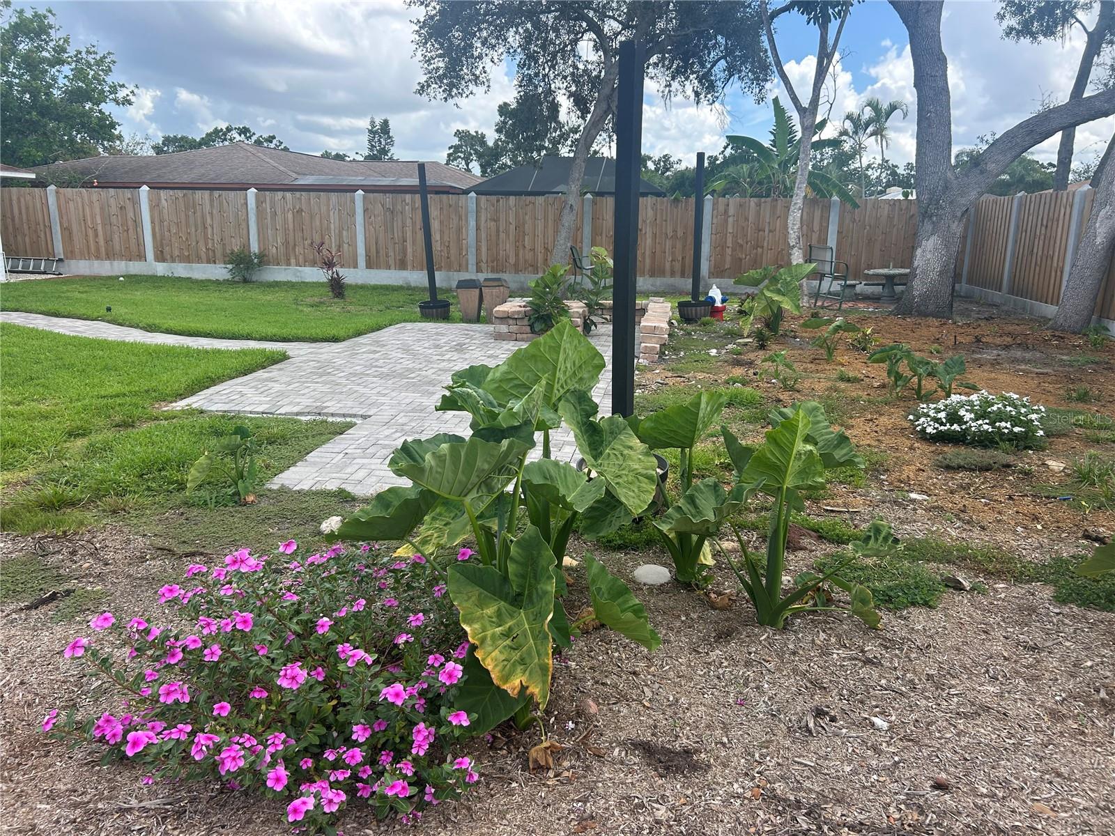 8419 SYLVAN WOODS DR, SARASOTA, FL, 34243