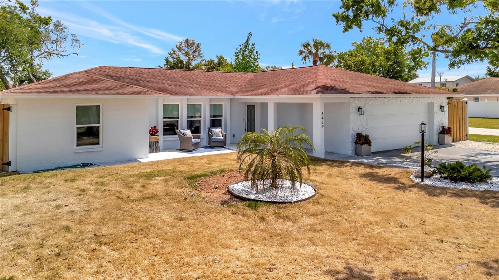 8419 SYLVAN WOODS DR, SARASOTA, FL, 34243