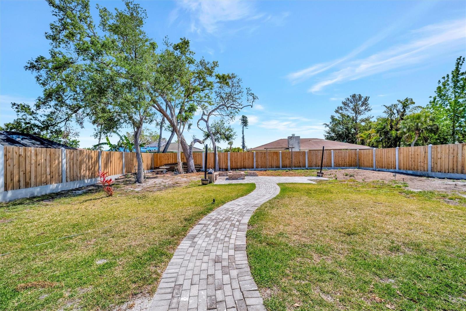 8419 SYLVAN WOODS DR, SARASOTA, FL, 34243