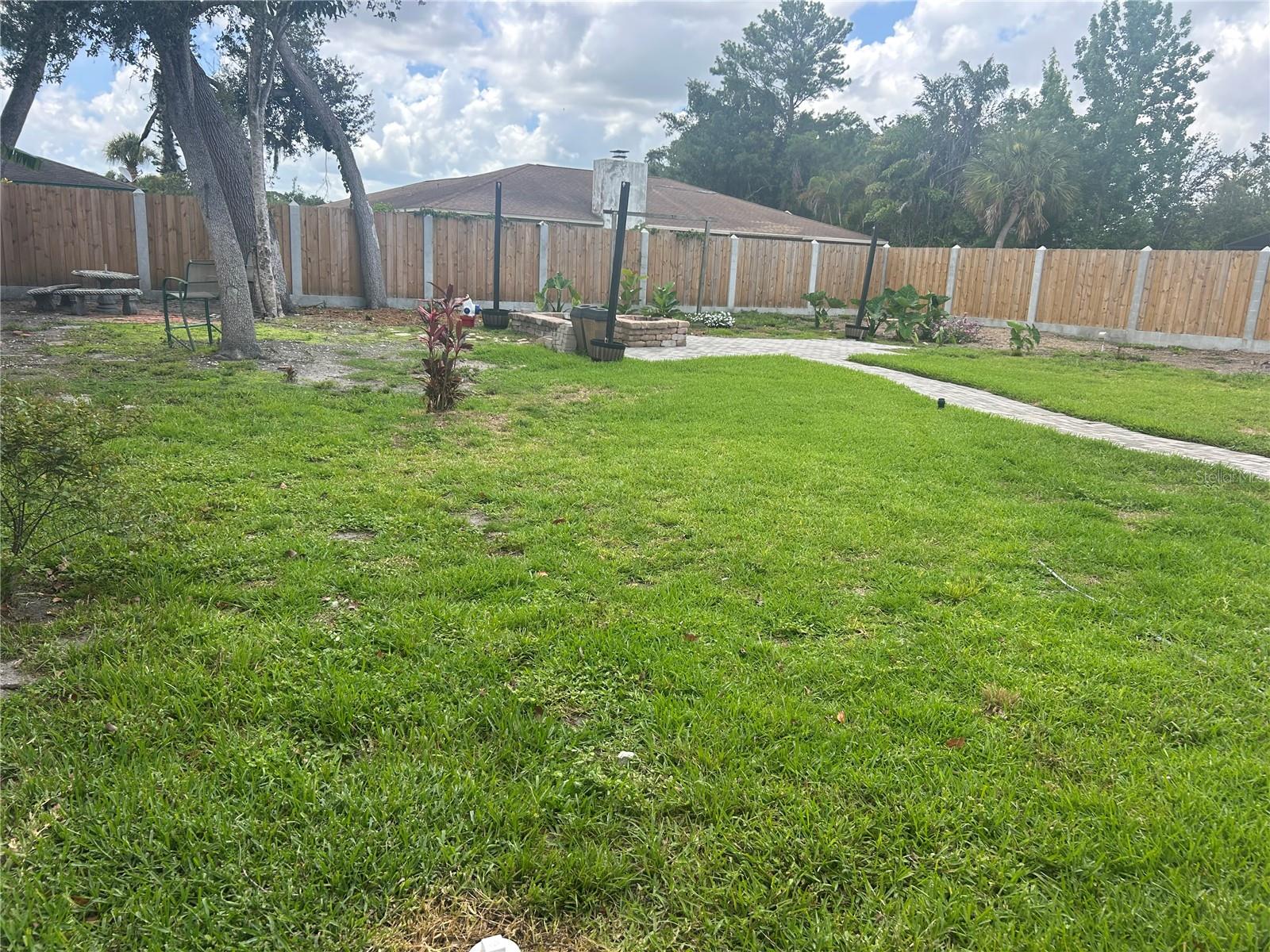 8419 SYLVAN WOODS DR, SARASOTA, FL, 34243