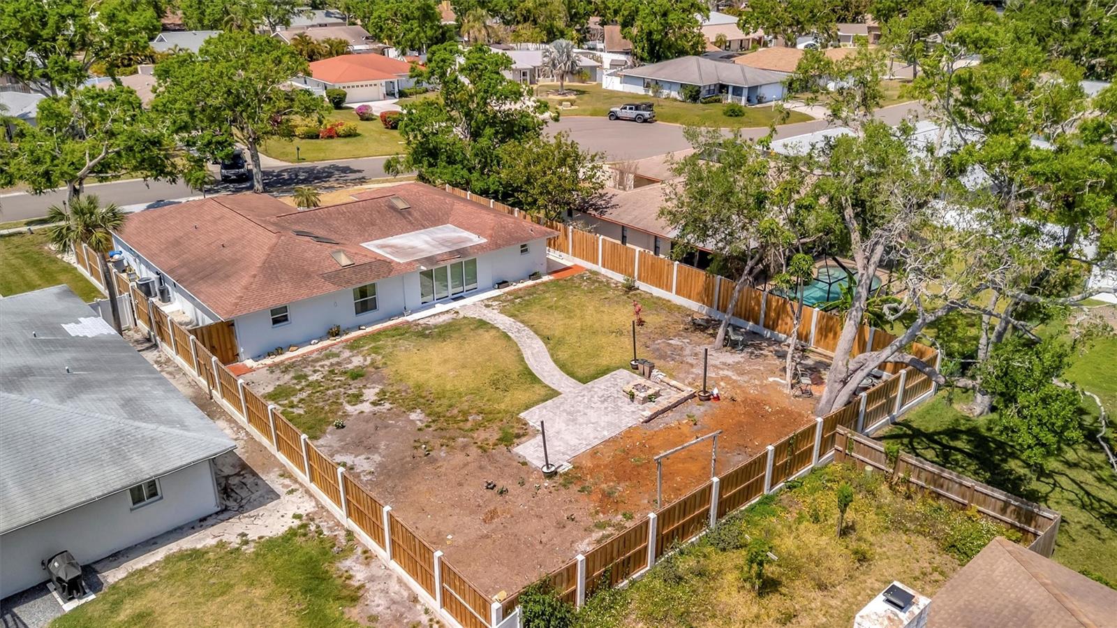 8419 SYLVAN WOODS DR, SARASOTA, FL, 34243