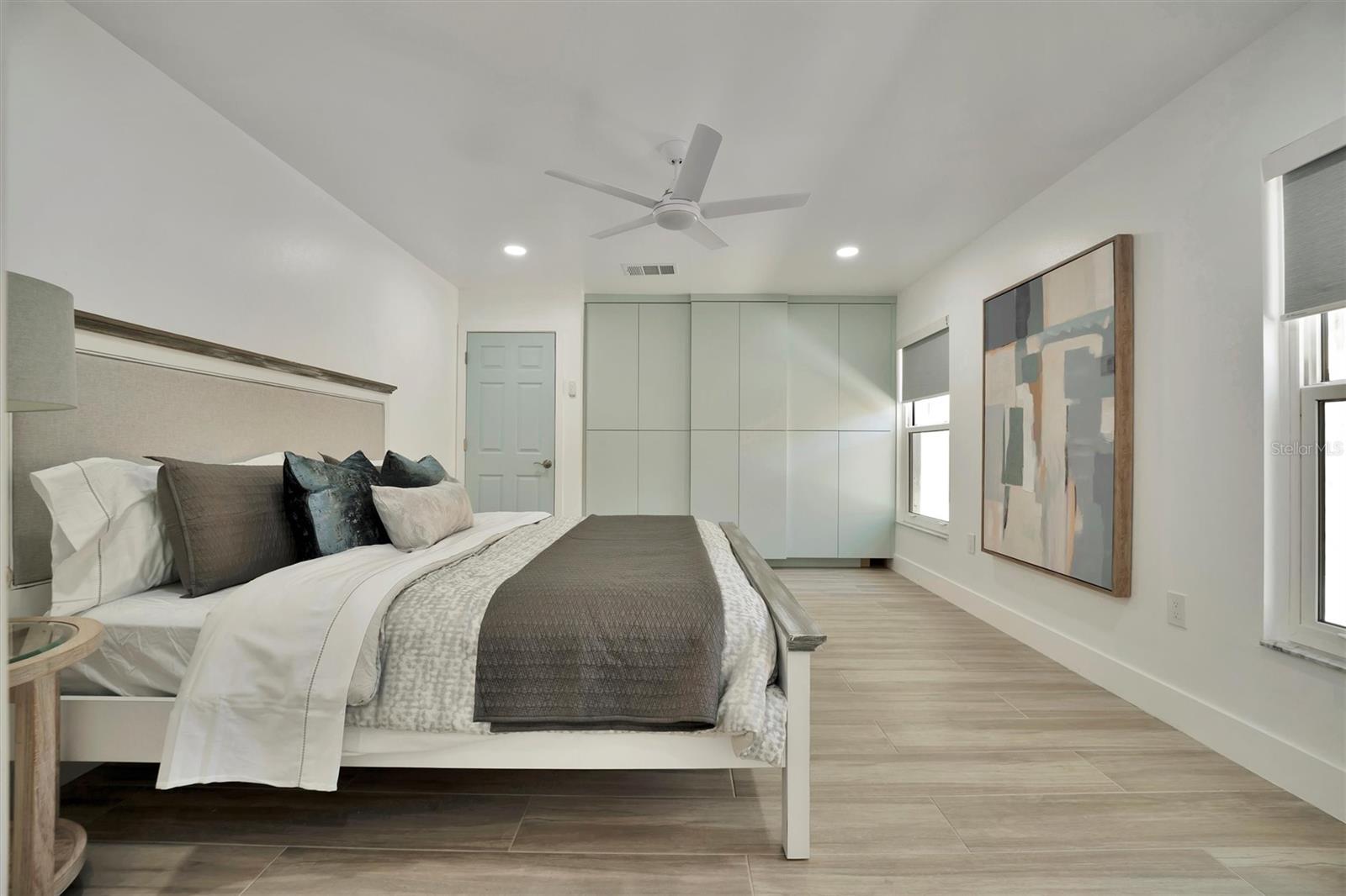 8419 SYLVAN WOODS DR, SARASOTA, FL, 34243