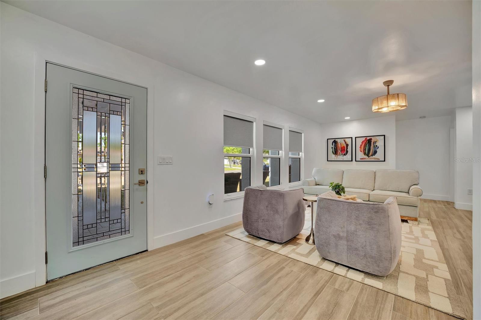 8419 SYLVAN WOODS DR, SARASOTA, FL, 34243