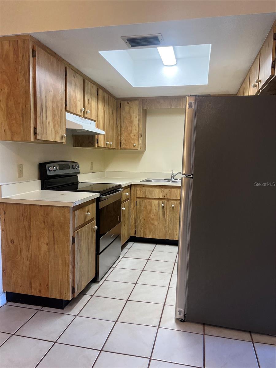 409 W SADIE ST #B, BRANDON, FL, 33510