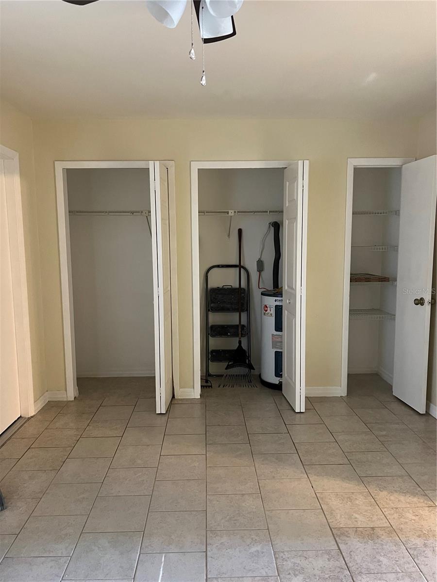 409 W SADIE ST #B, BRANDON, FL, 33510