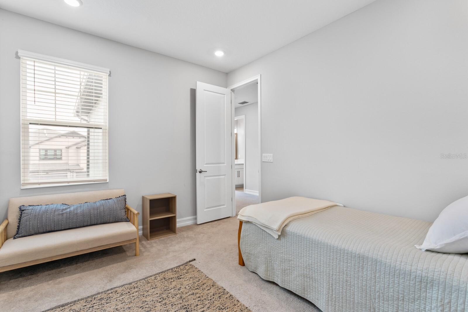 4663 ALMADA LN, WESLEY CHAPEL, FL, 33543