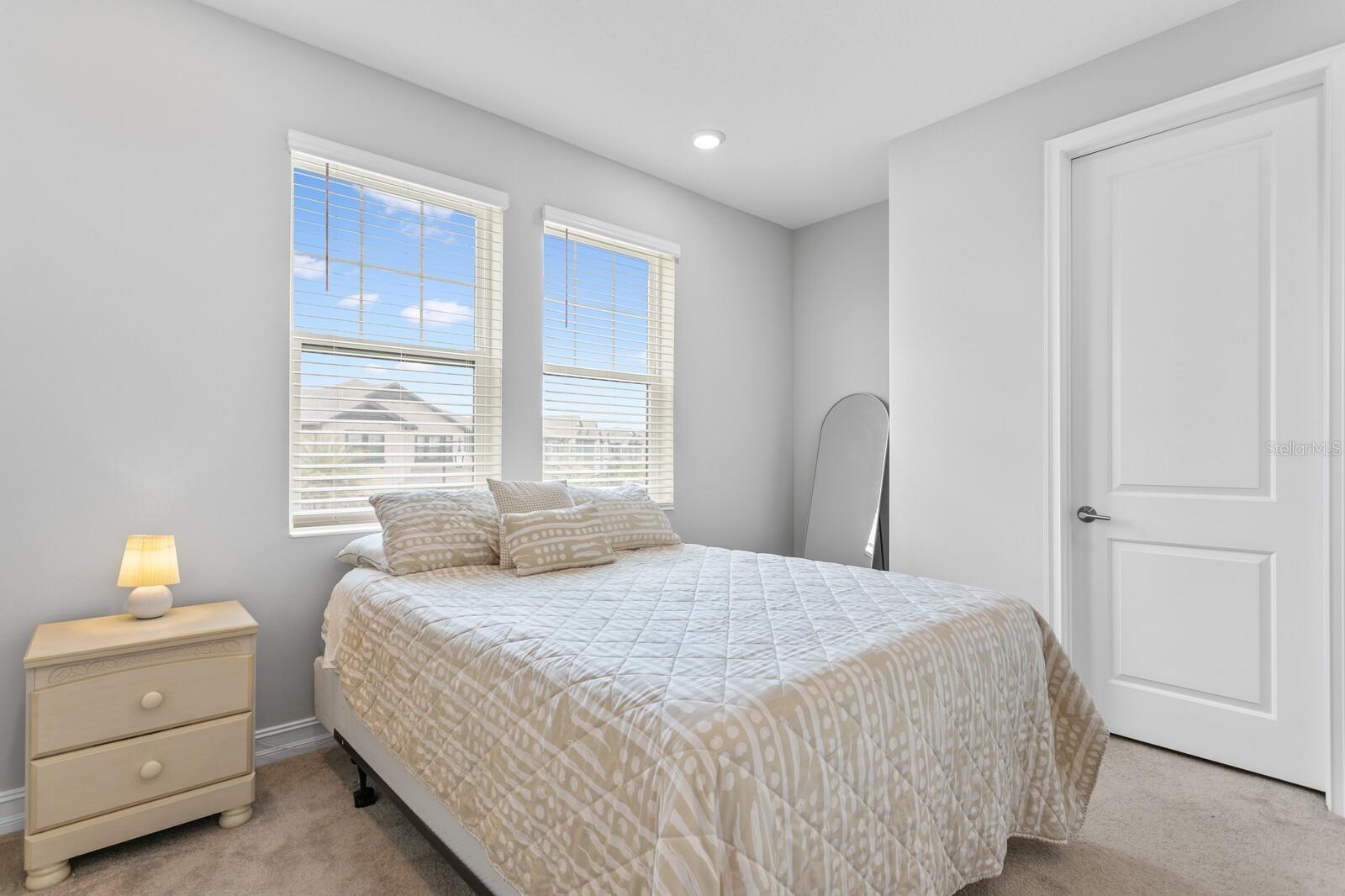 4663 ALMADA LN, WESLEY CHAPEL, FL, 33543