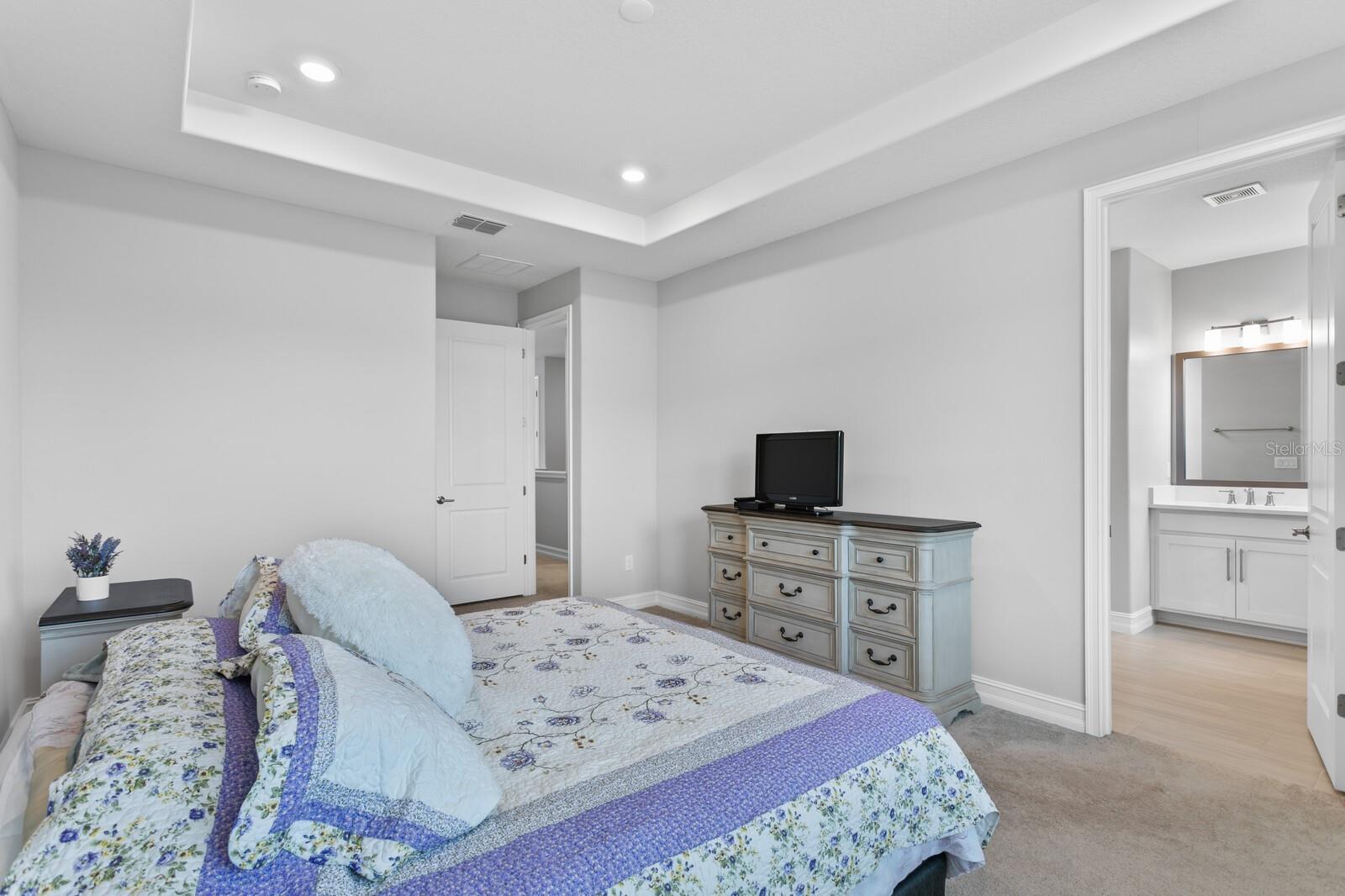 4663 ALMADA LN, WESLEY CHAPEL, FL, 33543