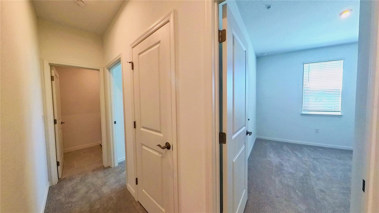566 ORIENT AVE, DEBARY, FL, 32713