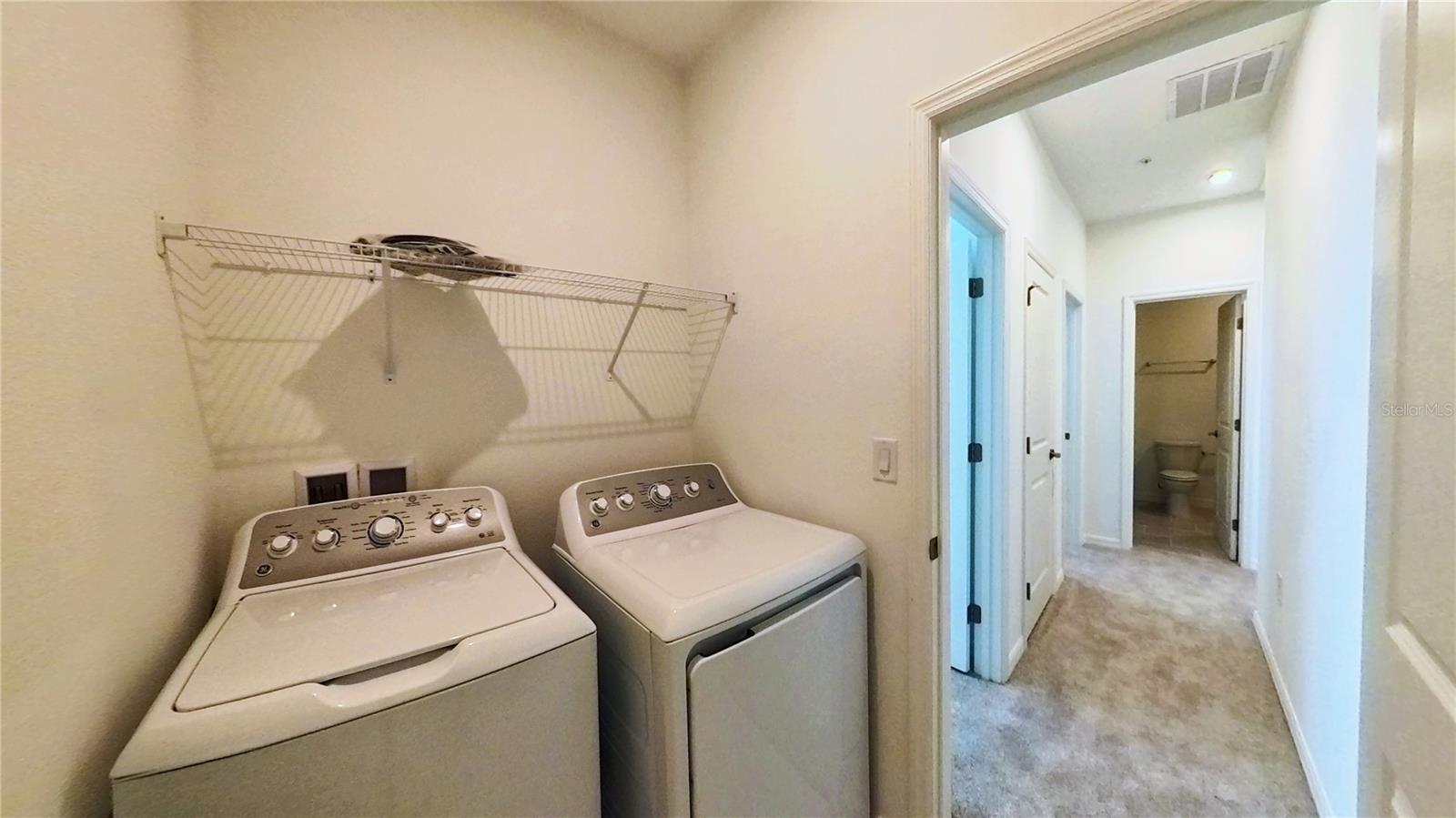 566 ORIENT AVE, DEBARY, FL, 32713