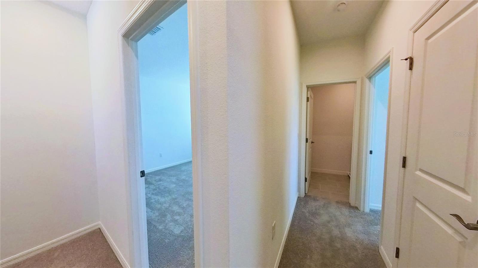 566 ORIENT AVE, DEBARY, FL, 32713