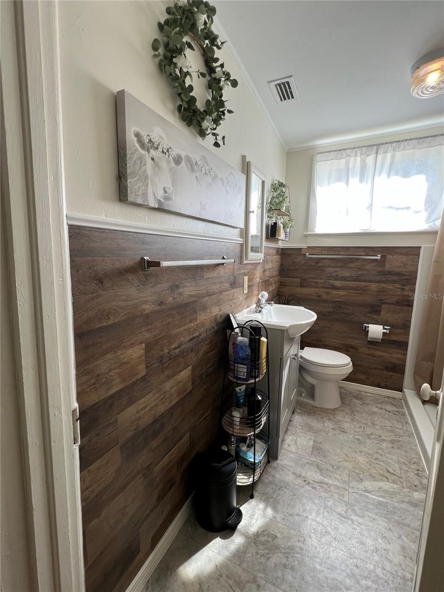 510 E ORANGE AVE, EUSTIS, FL, 32726