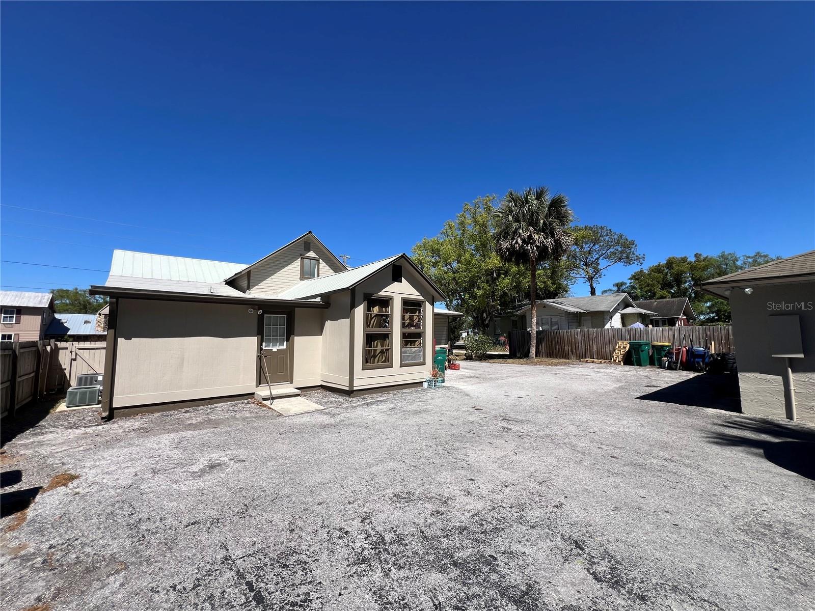 510 E ORANGE AVE, EUSTIS, FL, 32726