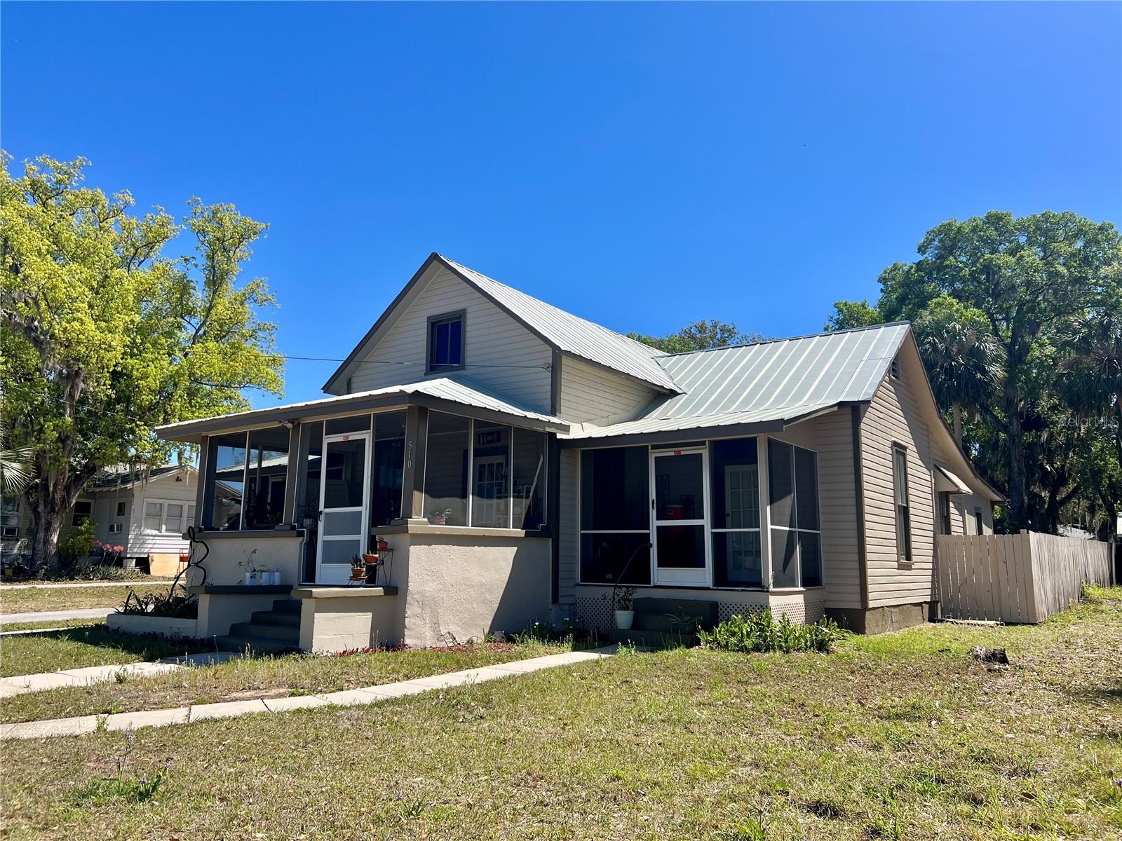 510 E ORANGE AVE, EUSTIS, FL, 32726