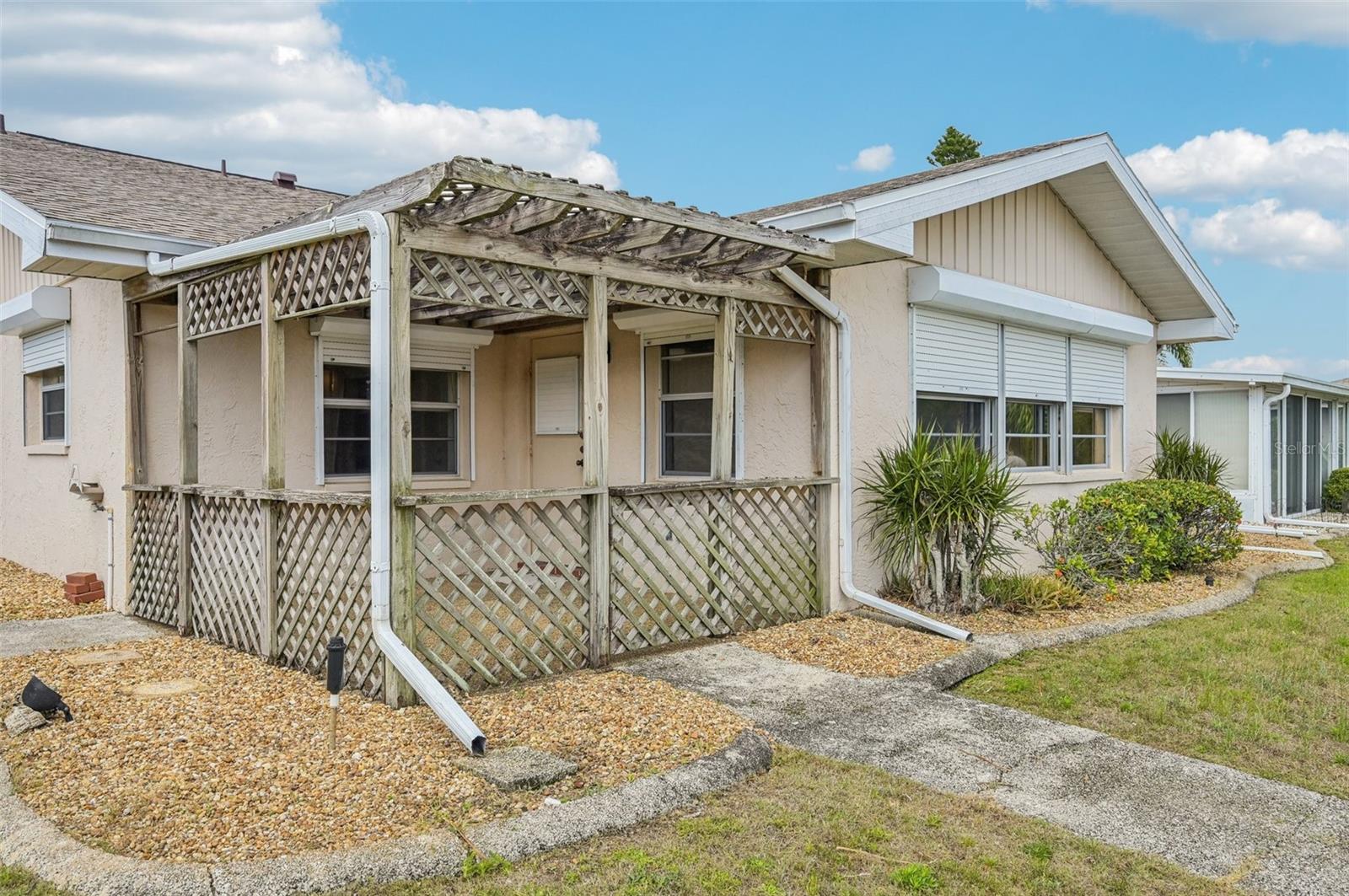 111 CACTUSFLOWER LN, SUN CITY CENTER, FL, 33573
