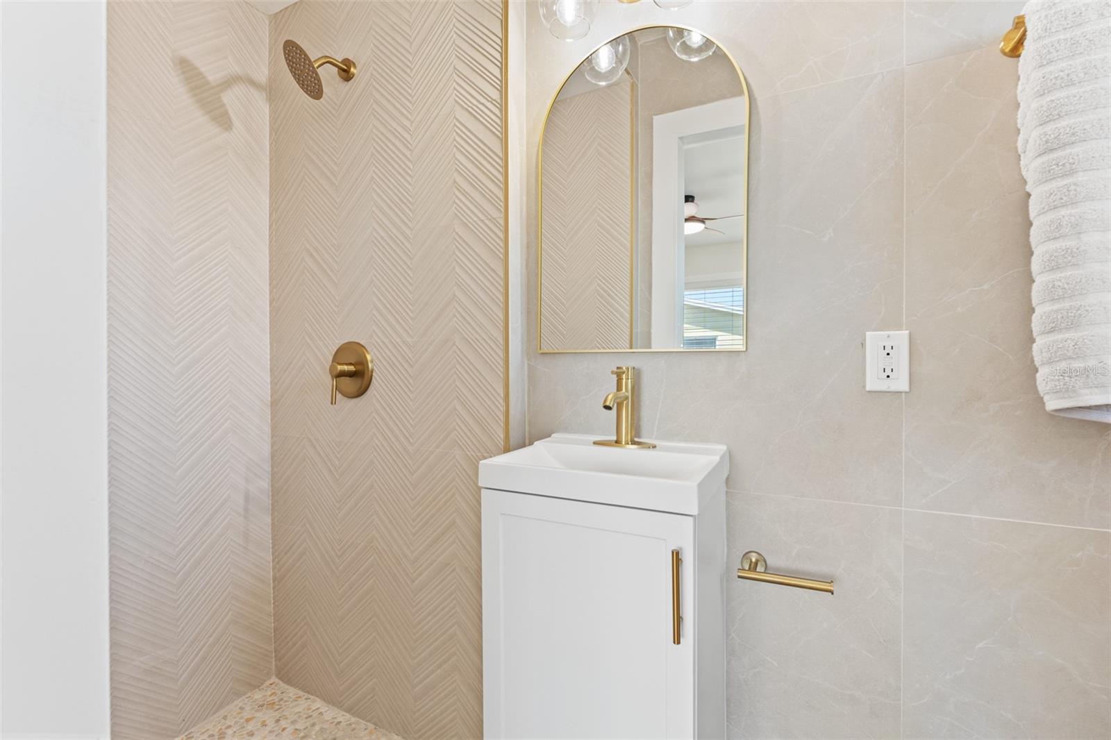 601 BOCA CIEGA ISLE DR, ST PETE BEACH, FL, 33706