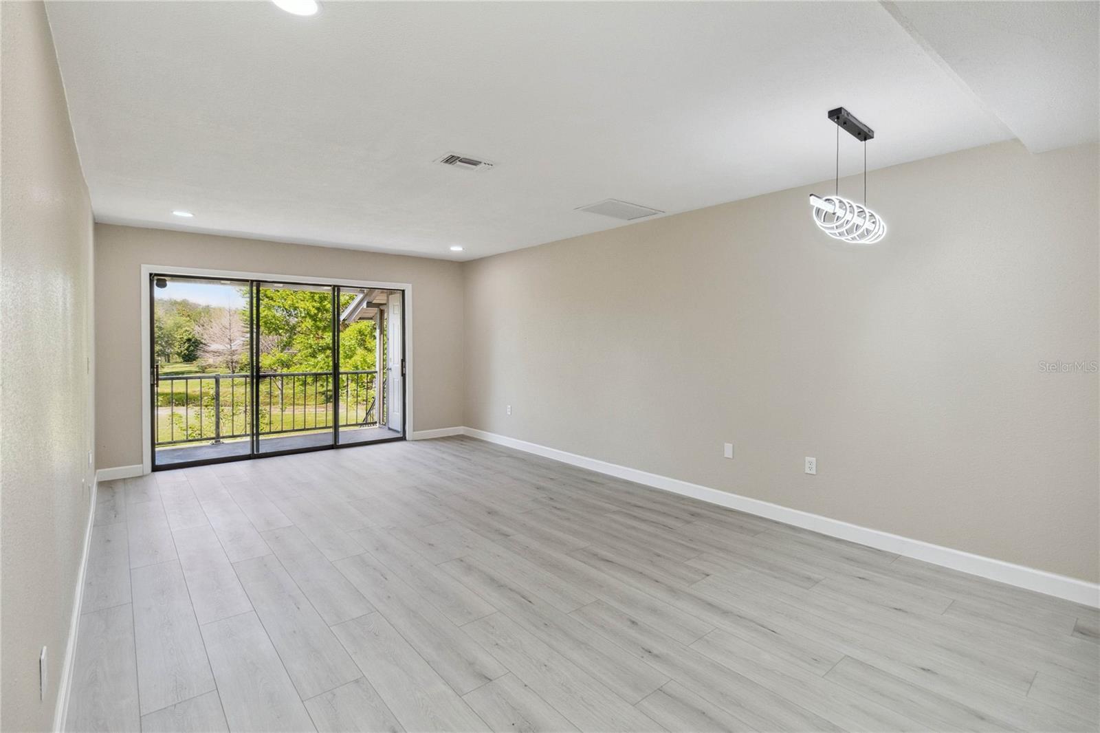 5210 CYPRESS CREEK DR, ORLANDO, FL, 32811