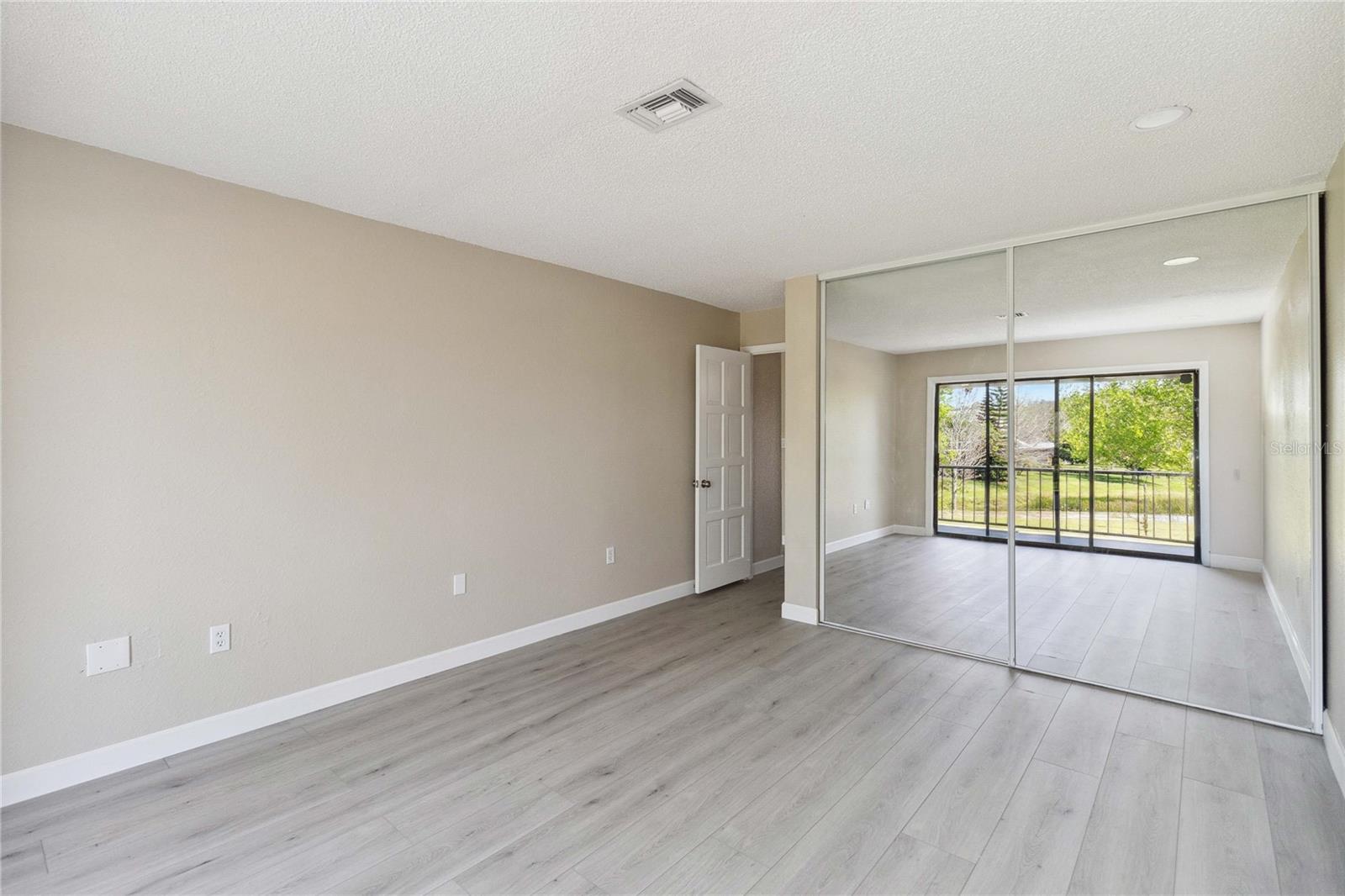 5210 CYPRESS CREEK DR, ORLANDO, FL, 32811