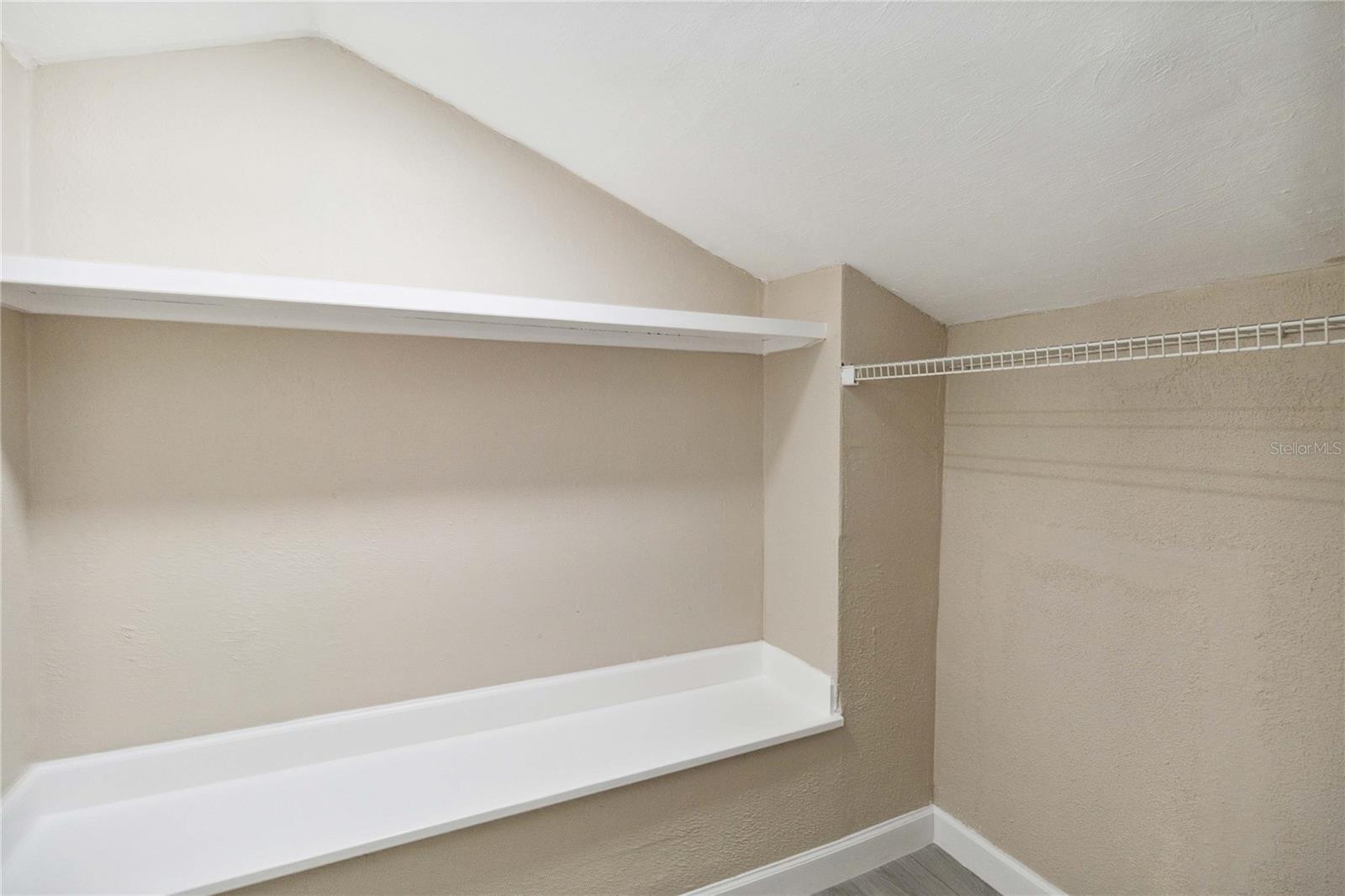 5210 CYPRESS CREEK DR, ORLANDO, FL, 32811