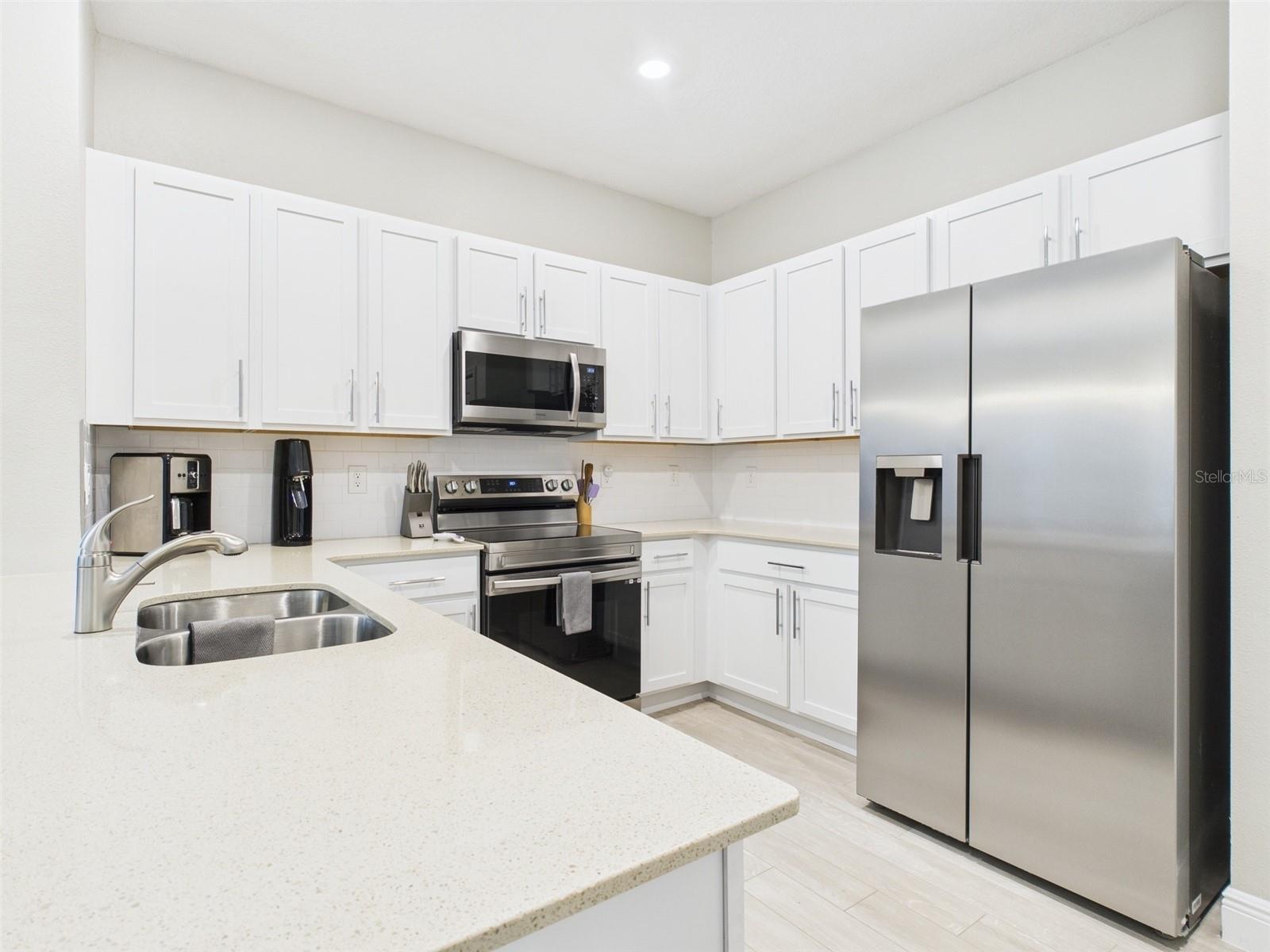 27038 WHITE PLAINS WAY, LEESBURG, FL, 34748
