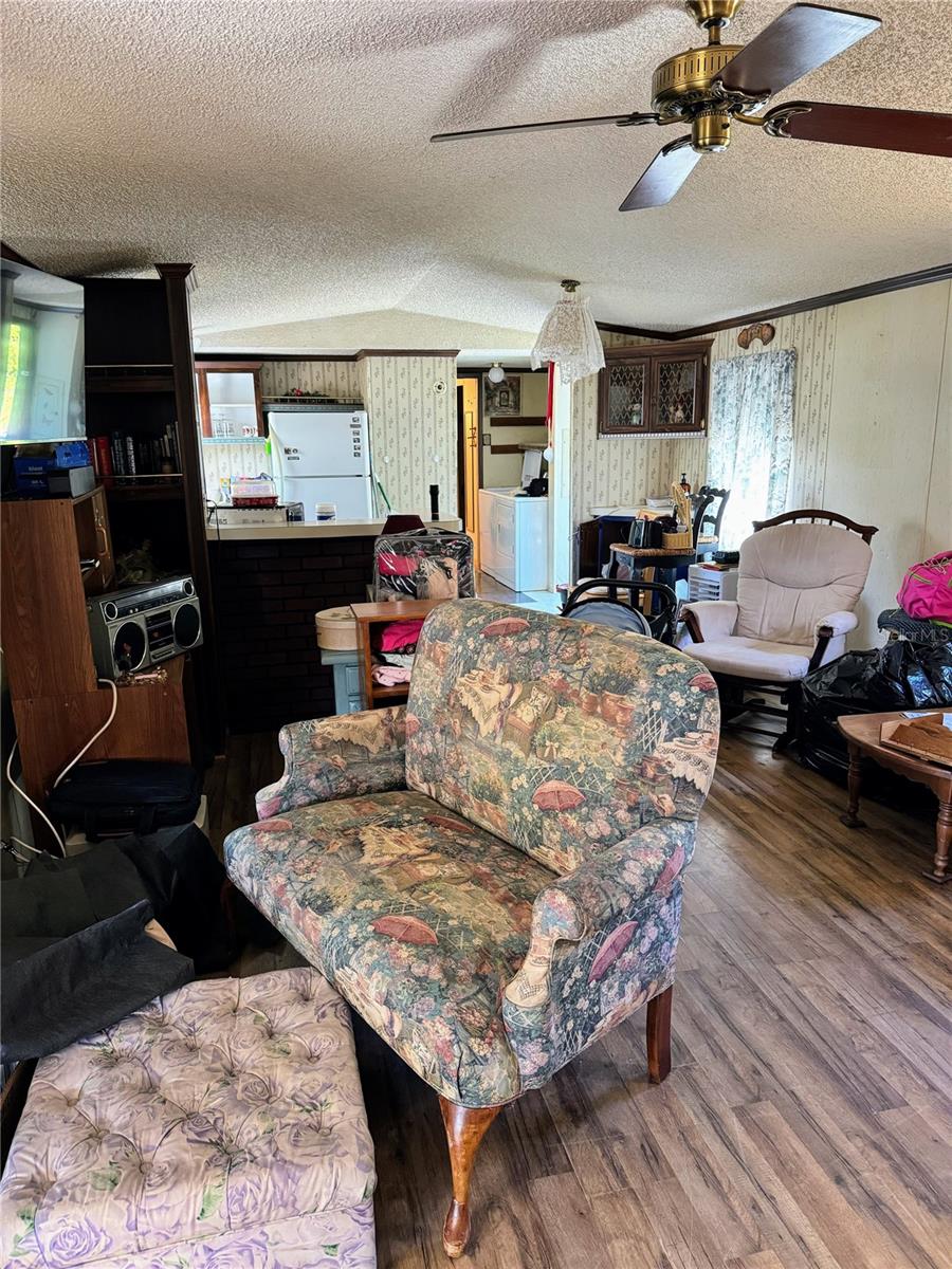 27535 CORRINE AVE, PAISLEY, FL, 32767