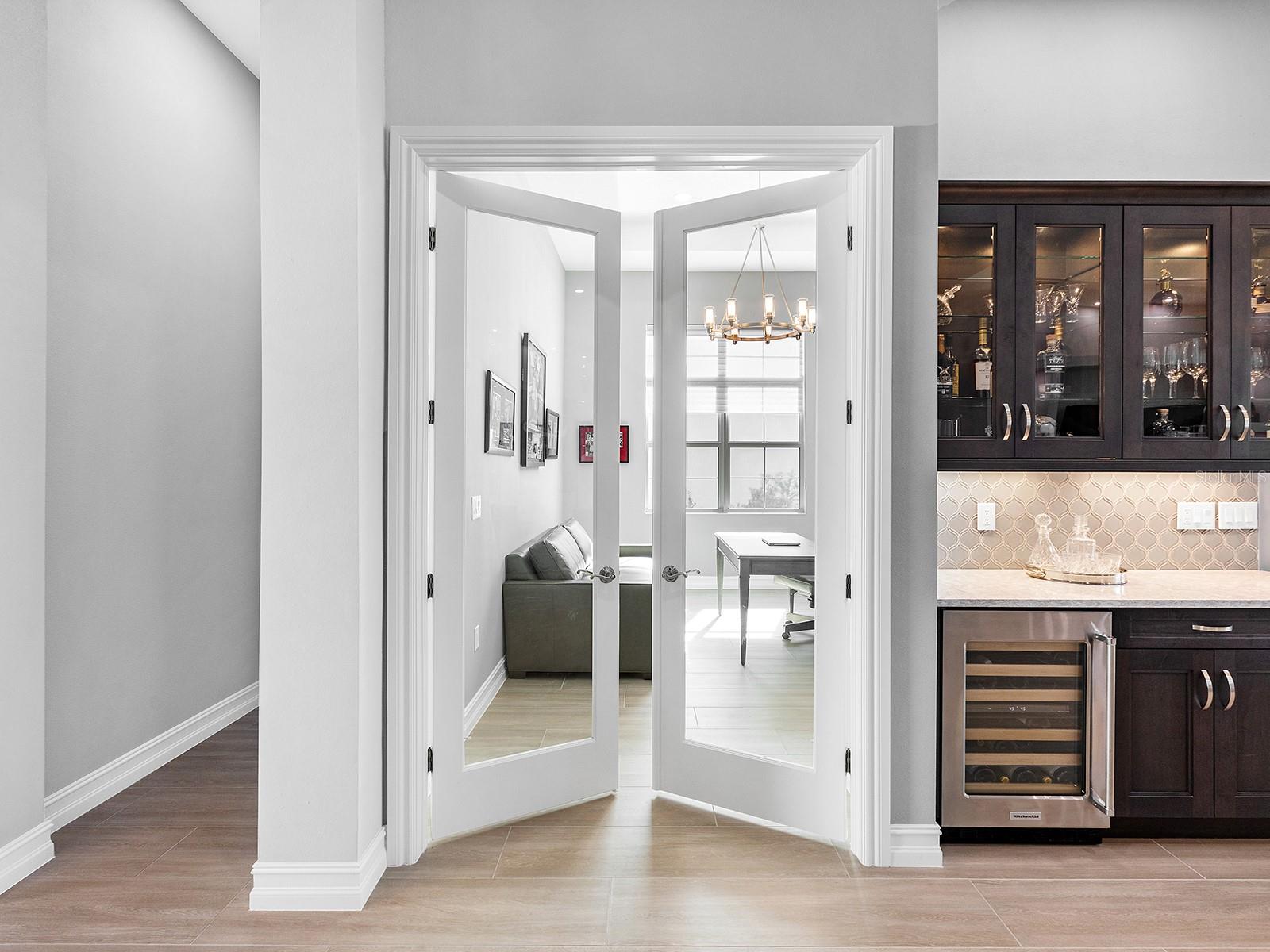 8335 SEA GLASS CT, SARASOTA, FL, 34240