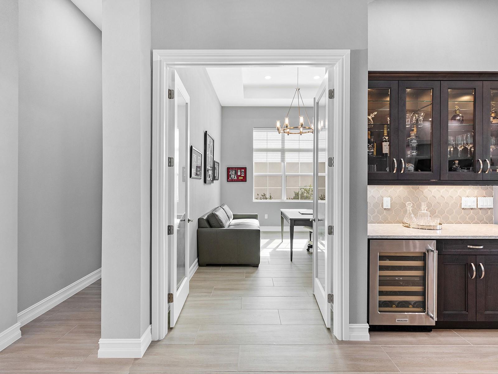 8335 SEA GLASS CT, SARASOTA, FL, 34240