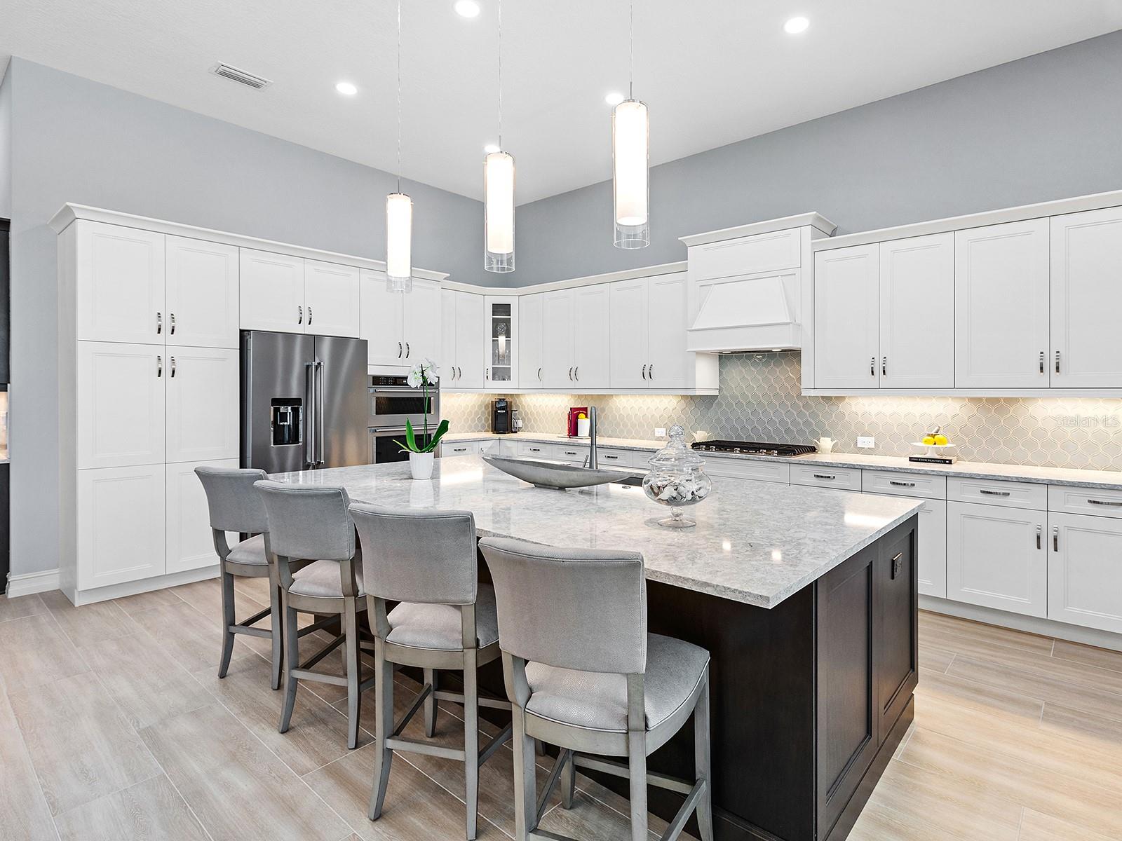 8335 SEA GLASS CT, SARASOTA, FL, 34240