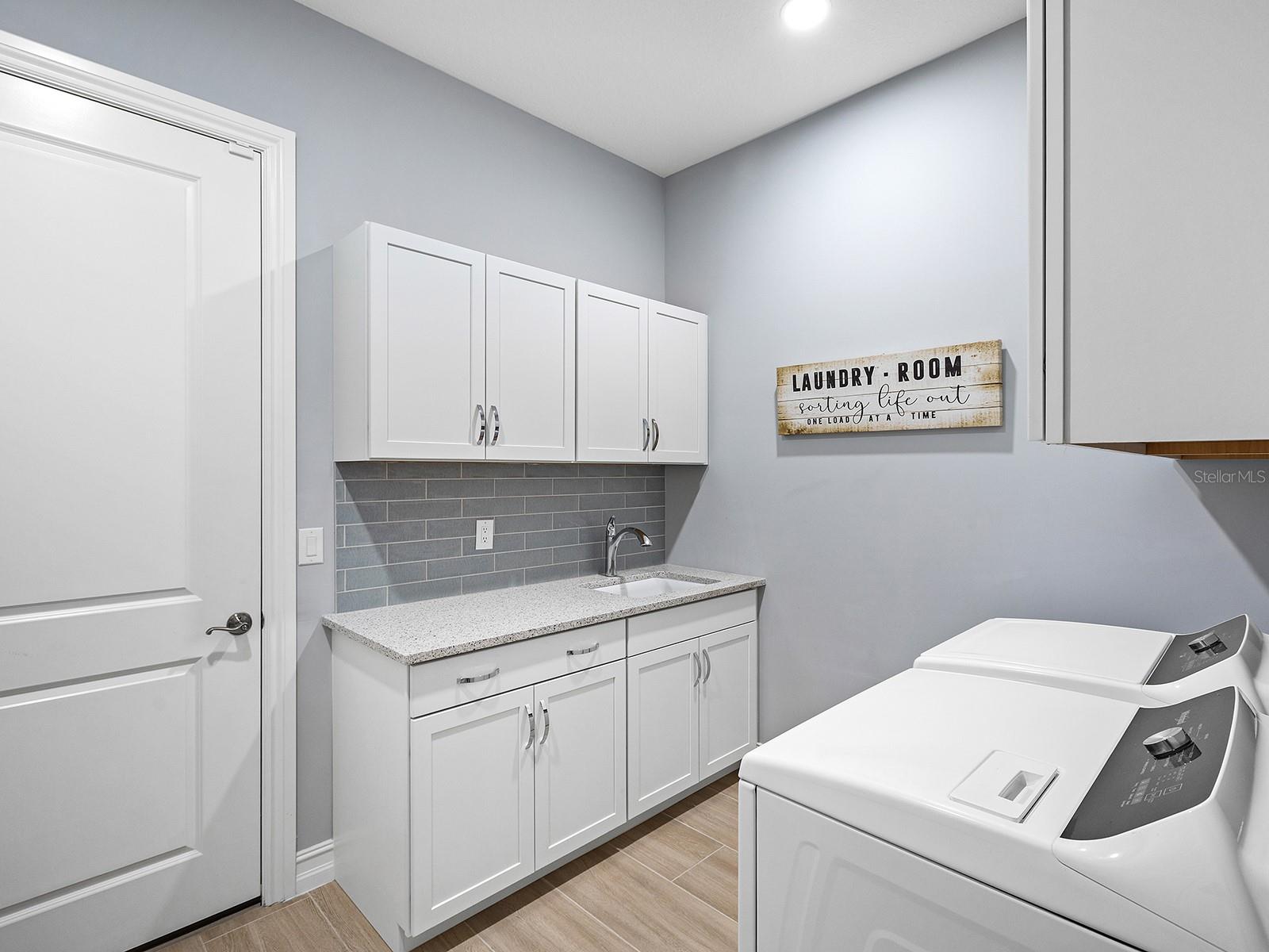 8335 SEA GLASS CT, SARASOTA, FL, 34240