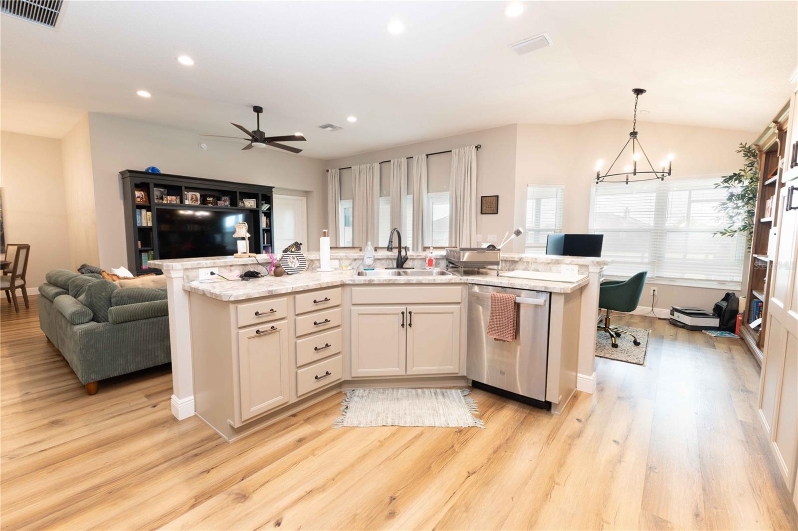 3273 DZURO DR, OXFORD, FL, 34484