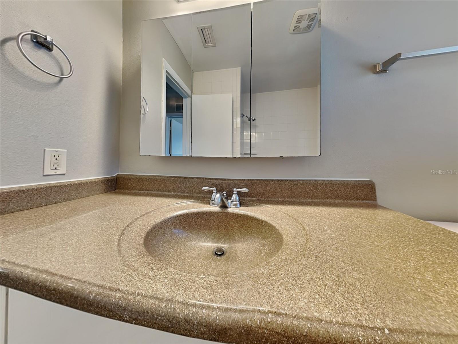 3052 GRAND VIEW AVE, CLEARWATER, FL, 33759