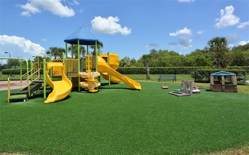 7554 CAMDEN HARBOUR DR, BRADENTON, FL, 34212