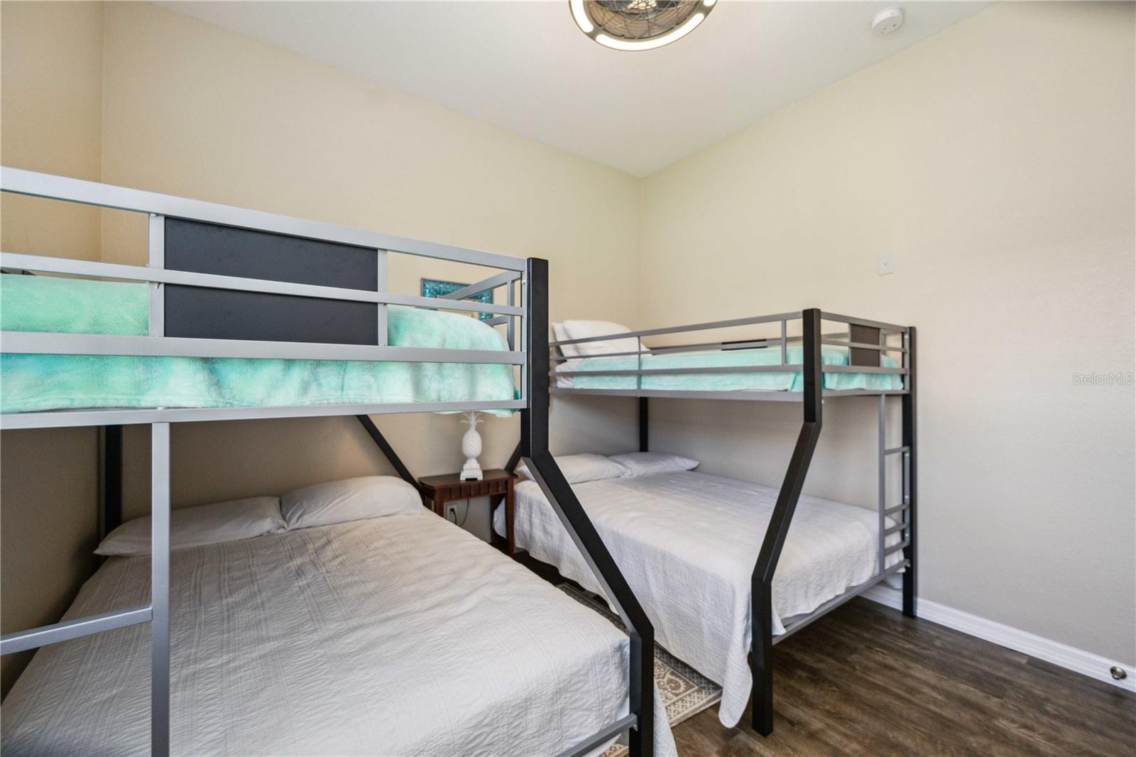 7554 CAMDEN HARBOUR DR, BRADENTON, FL, 34212