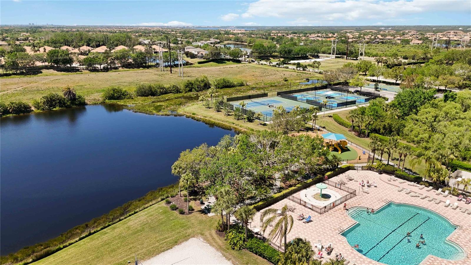 7554 CAMDEN HARBOUR DR, BRADENTON, FL, 34212