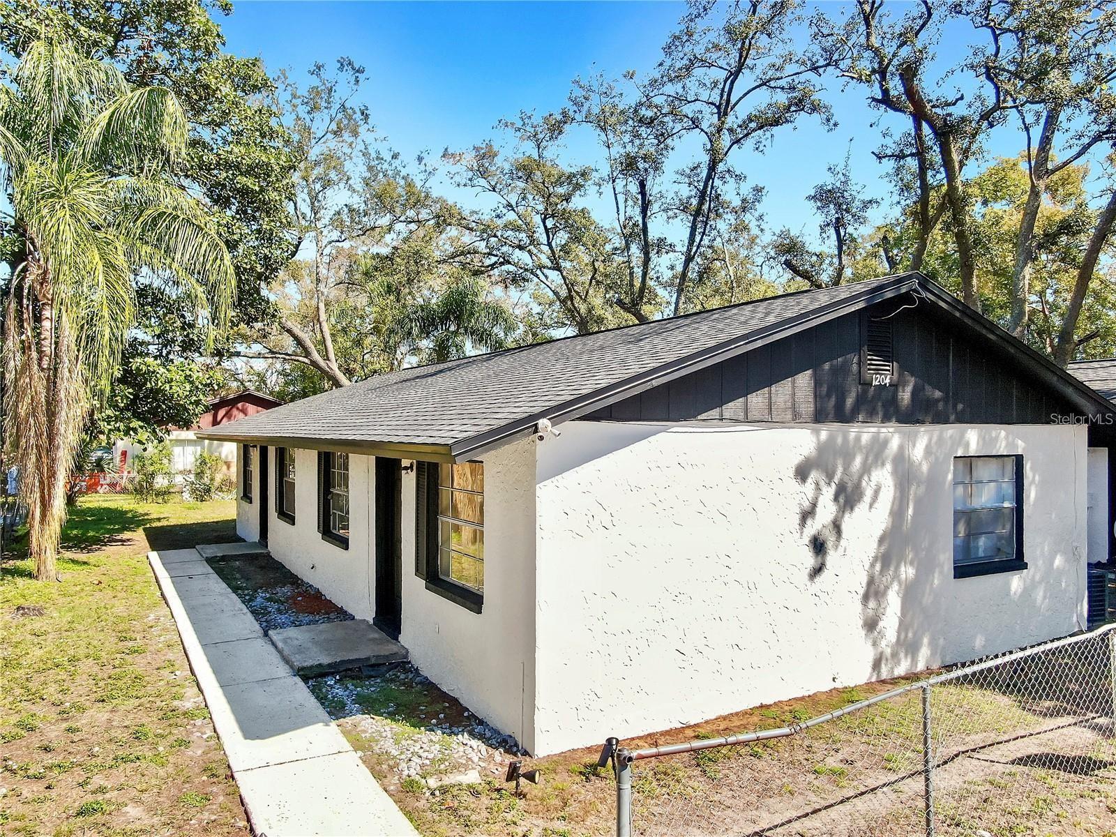 1208 E SENECA AVE #B, TAMPA, FL, 33612