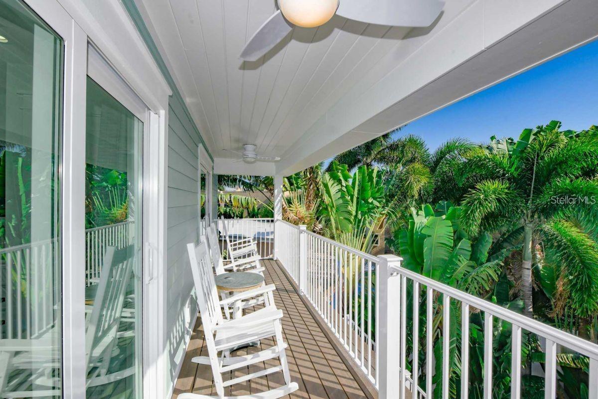 336 AVENIDA DE MAYO, SARASOTA, FL, 34242