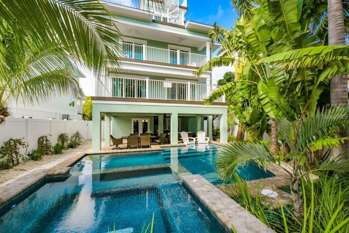 336 AVENIDA DE MAYO, SARASOTA, FL, 34242